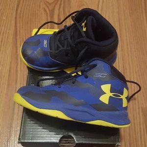 Under armour Curry 2.5 size 7K